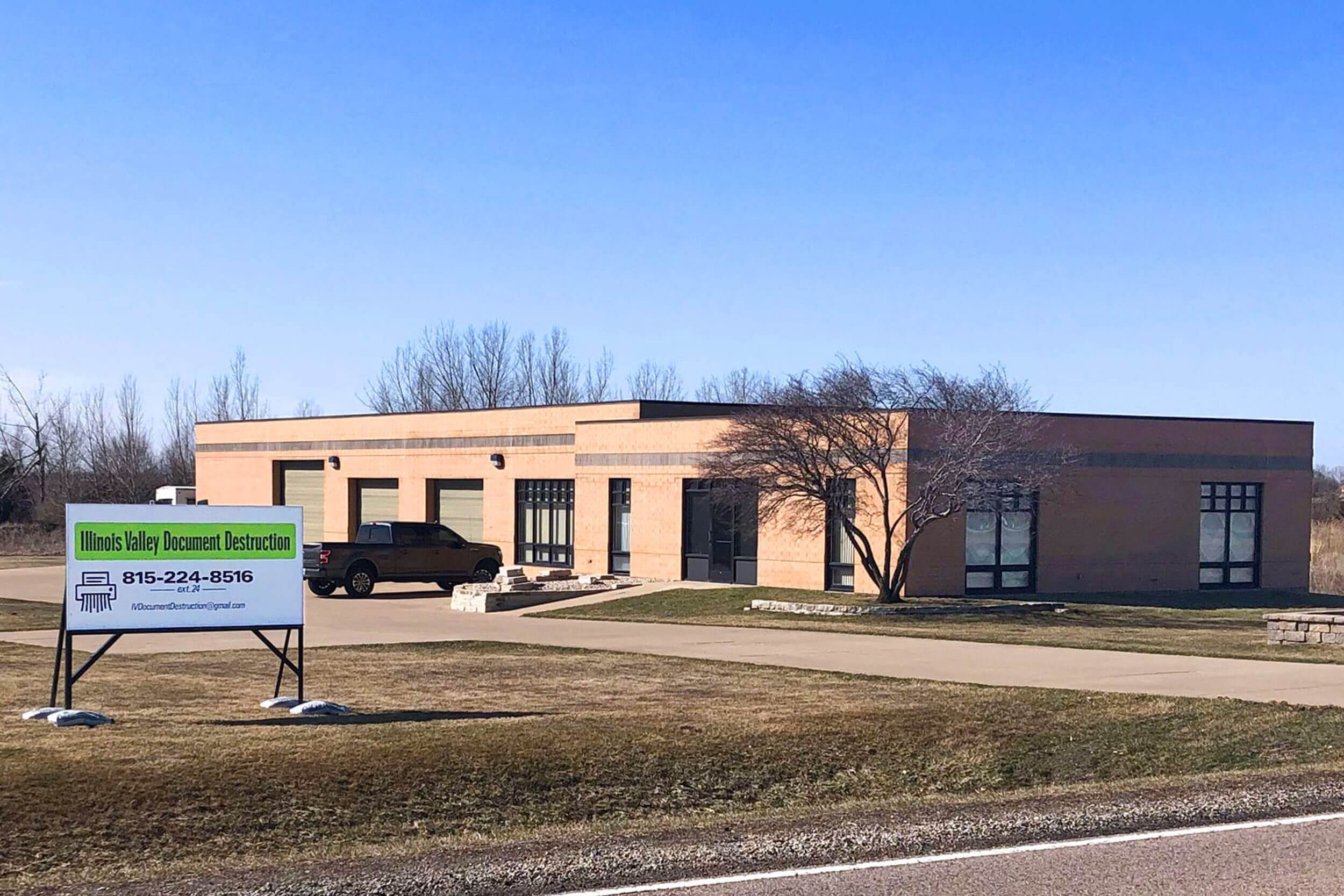 Illiniois Valley Document Destruction Peru, llinois